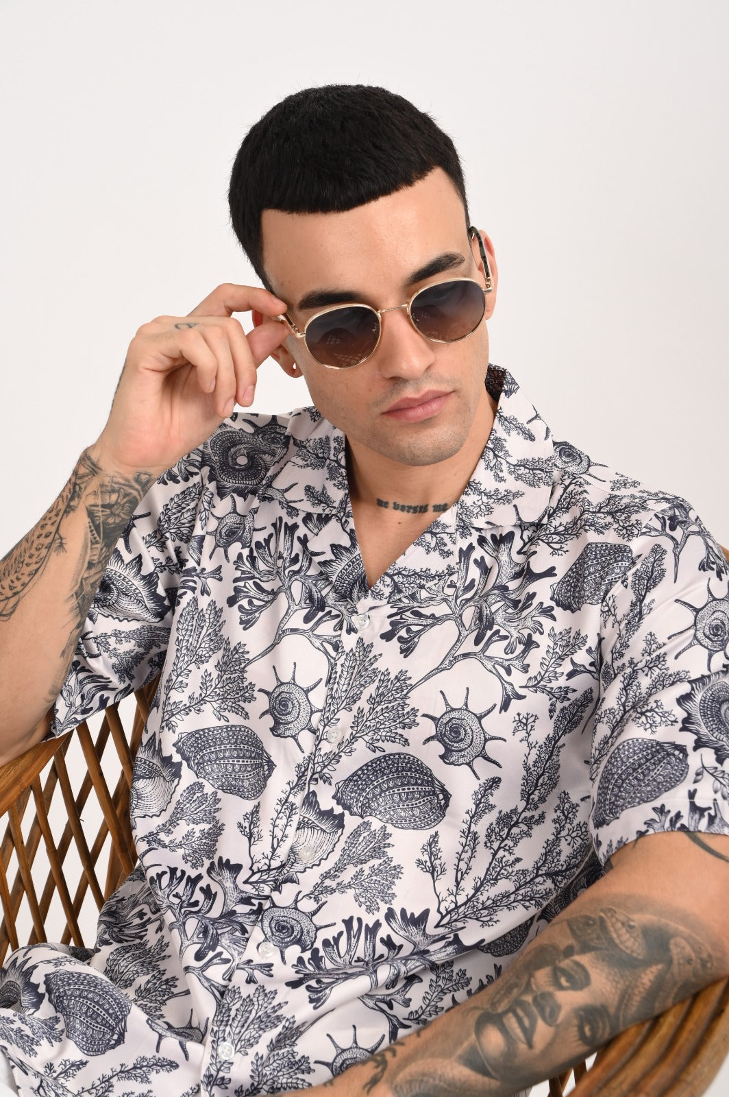Coral Breeze Shirt - Relaxed Fit Men's Printed Shirt